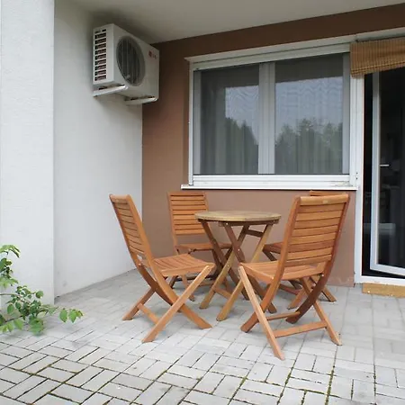 Διαμέρισμα De Rosa Apartman *